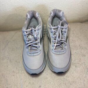 Brooks Woman's Grey Addiction Walker Suede Running Shoes Sz 10.5